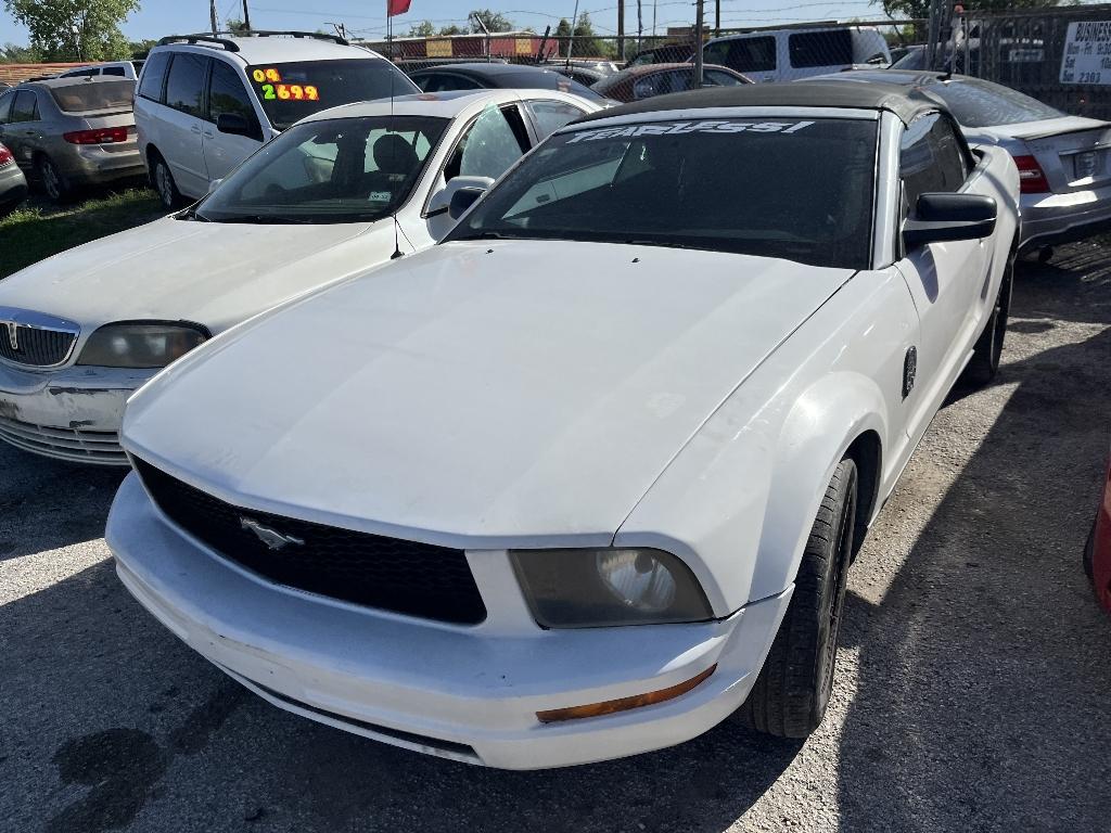 photo of 2007 FORD MUSTANG CONVERTIBLE 2-DR