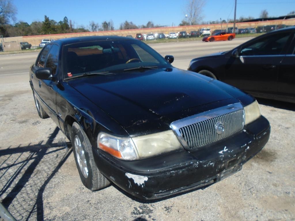 photo of 2004 MERCURY GRAND MARQUIS SEDAN 4-DR