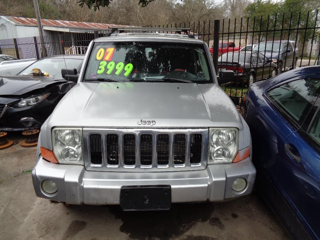 photo of 2007 JEEP COMMANDER SUV 4-DR