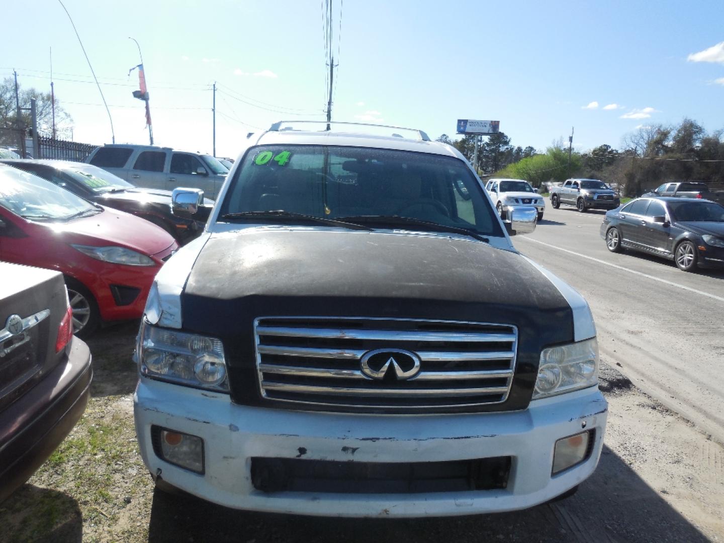 2004 WHITE INFINITI QX56 2WD (5N3AA08A64N) with an 5.6L V8 DOHC 32V engine, AUTOMATIC transmission, located at 2303 West Mt. Houston, Houston, 77038, (281) 507-3956, 29.771597, -95.339569- Photo#1