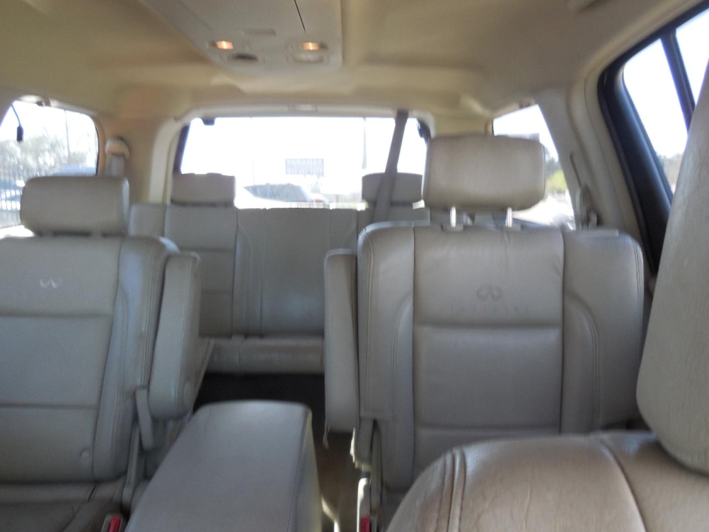 2004 WHITE INFINITI QX56 2WD (5N3AA08A64N) with an 5.6L V8 DOHC 32V engine, AUTOMATIC transmission, located at 2303 West Mt. Houston, Houston, 77038, (281) 507-3956, 29.771597, -95.339569- Photo#3