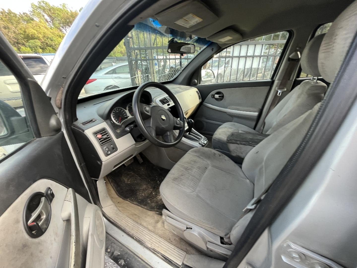 2005 GRAY CHEVROLET EQUINOX LS 2WD (2CNDL13F156) with an 3.4L V6 OHV 12V engine, AUTOMATIC transmission, located at 2303 West Mt. Houston, Houston, 77038, (281) 507-3956, 29.771597, -95.339569- Photo#2
