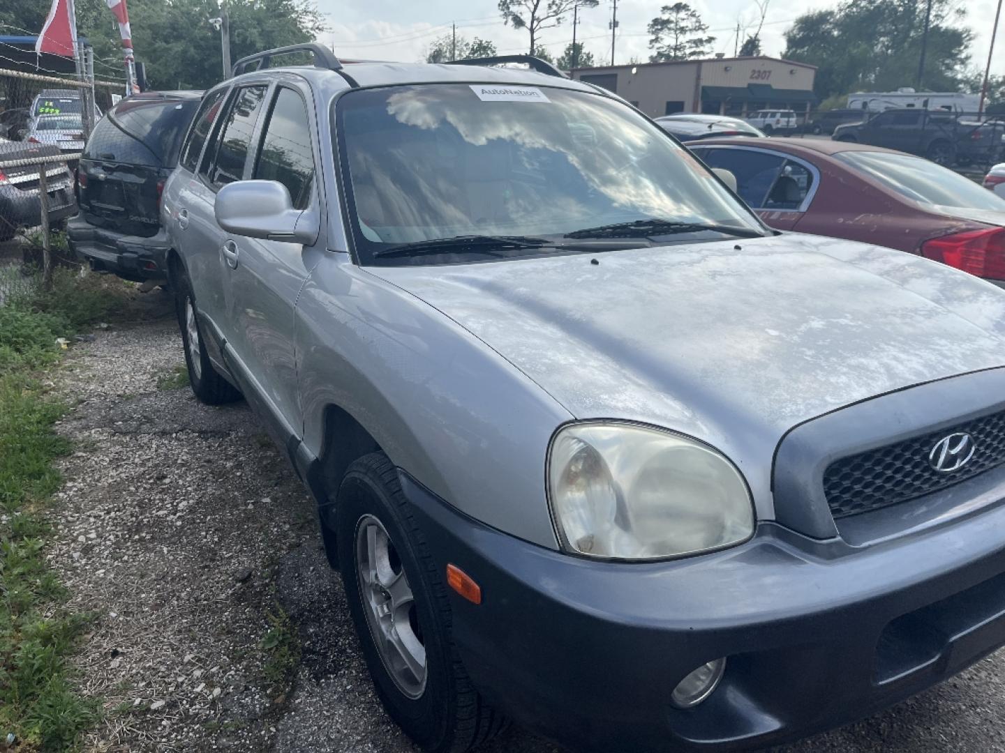 2004 GRAY HYUNDAI SANTA FE GLS 3.5L (KM8SC13E44U) with an 3.5L V6 DOHC 24V engine, AUTOMATIC transmission, located at 2303 West Mt. Houston, Houston, 77038, (281) 507-3956, 29.771597, -95.339569- Photo#1