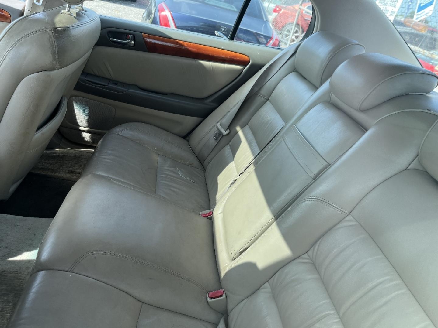 2001 BLUE LEXUS GS GS 430 (JT8BL69S510) with an 4.3L V8 DOHC 32V engine, AUTOMATIC transmission, located at 2303 West Mt. Houston, Houston, 77038, (281) 507-3956, 29.771597, -95.339569- Photo#6