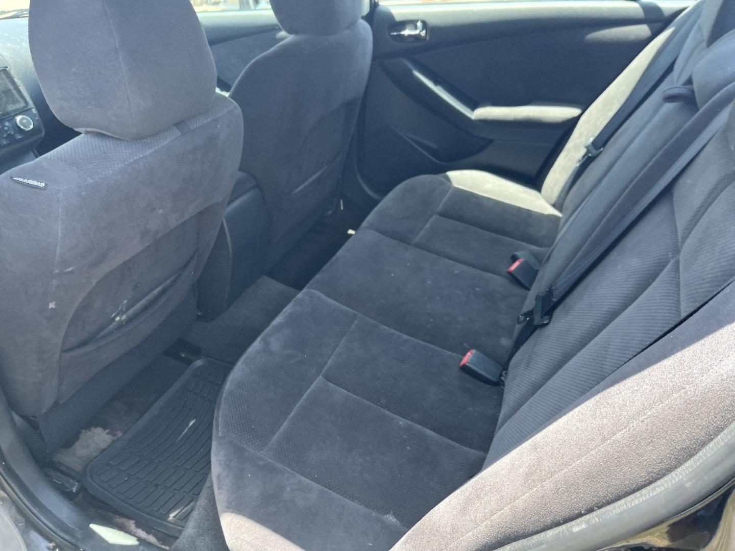 2009 BLUE NISSAN ALTIMA 2.5 (1N4AL21E89N) with an 2.5L L4 DOHC 16V engine, AUTOMATIC transmission, located at 2303 West Mt. Houston, Houston, 77038, (281) 507-3956, 29.771597, -95.339569- Photo#4