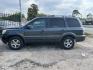 2007 GRAY HONDA PILOT EX 2WD (5FNYF28437B) with an 3.5L V6 SOHC 24V engine, AUTOMATIC transmission, located at 2303 West Mt. Houston, Houston, 77038, (281) 507-3956, 29.771597, -95.339569- Photo#2