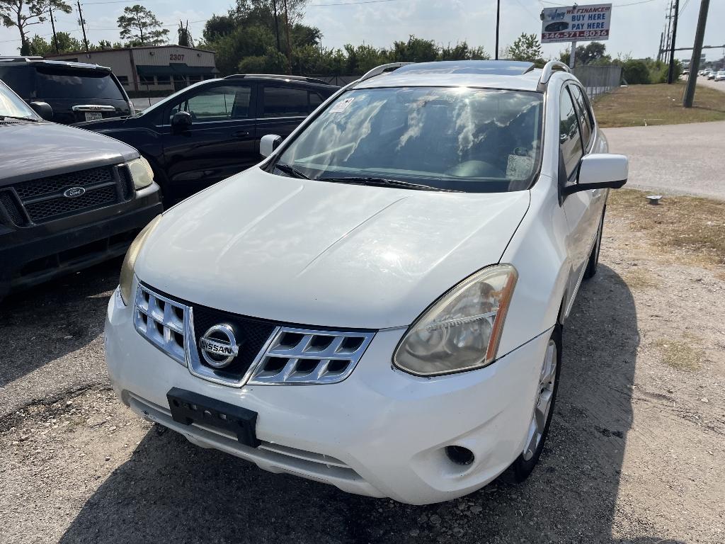 photo of 2013 NISSAN ROGUE SUV 4-DR