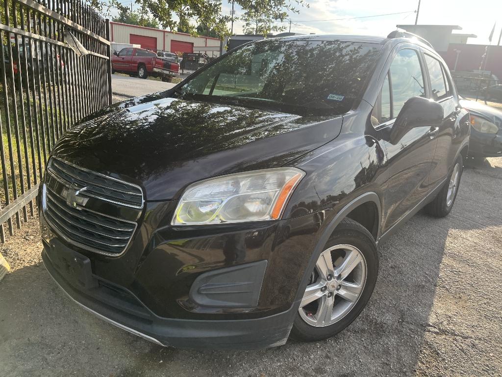 photo of 2015 CHEVROLET TRAX SUV 4-DR