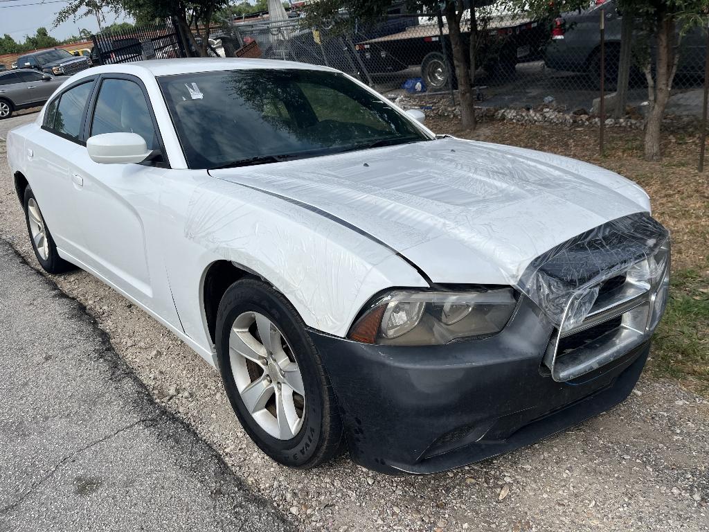 photo of 2014 DODGE CHARGER SEDAN 4-DR