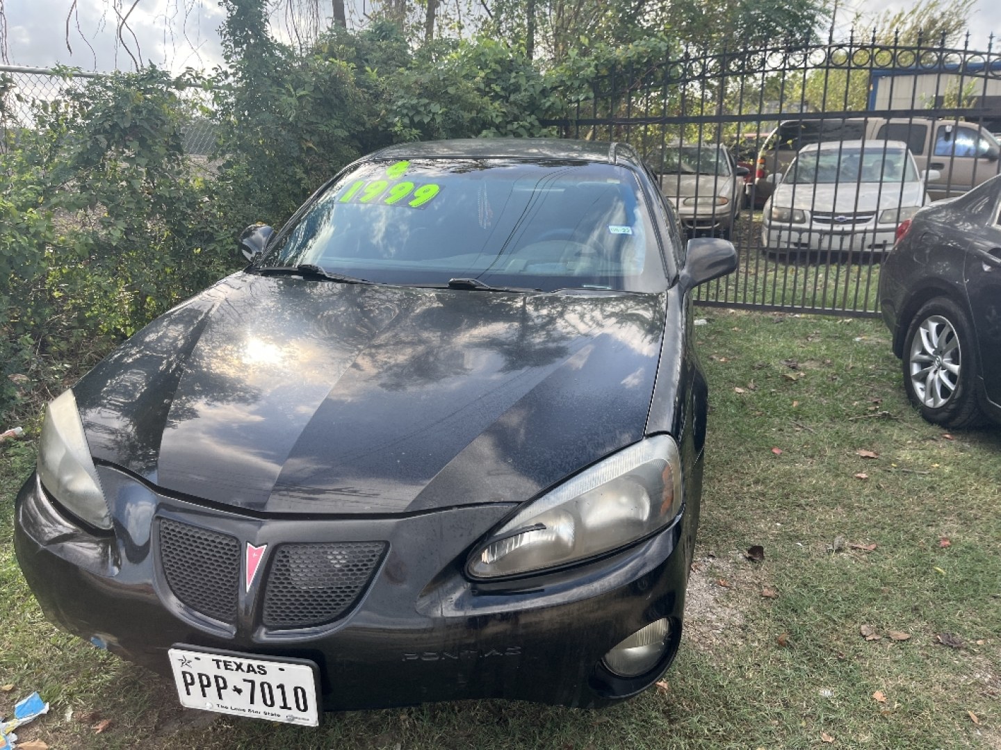 2004 BLACK PONTIAC GRAND PRIX GT2 (2G2WS522X41) with an 3.8L V6 OHV 12V engine, AUTOMATIC transmission, located at 2303 West Mt. Houston, Houston, 77038, (281) 507-3956, 29.771597, -95.339569- Photo#3