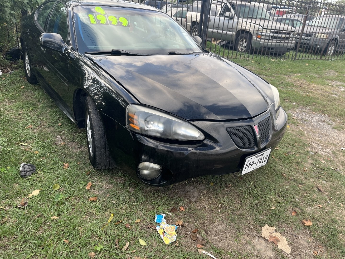2004 BLACK PONTIAC GRAND PRIX GT2 (2G2WS522X41) with an 3.8L V6 OHV 12V engine, AUTOMATIC transmission, located at 2303 West Mt. Houston, Houston, 77038, (281) 507-3956, 29.771597, -95.339569- Photo#5