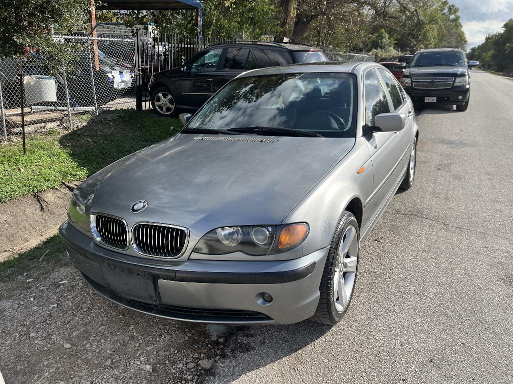 photo of 2004 BMW 3-SERIES SEDAN 4-DR