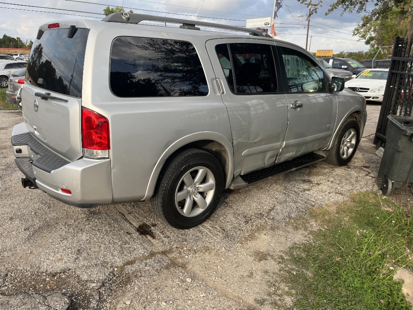 2014 GRAY NISSAN ARMADA SL 2WD (5N1AA0ND5EN) with an 5.6L V8 DOHC 32V engine, AUTOMATIC transmission, located at 2303 West Mt. Houston, Houston, 77038, (281) 507-3956, 29.771597, -95.339569- Photo#1