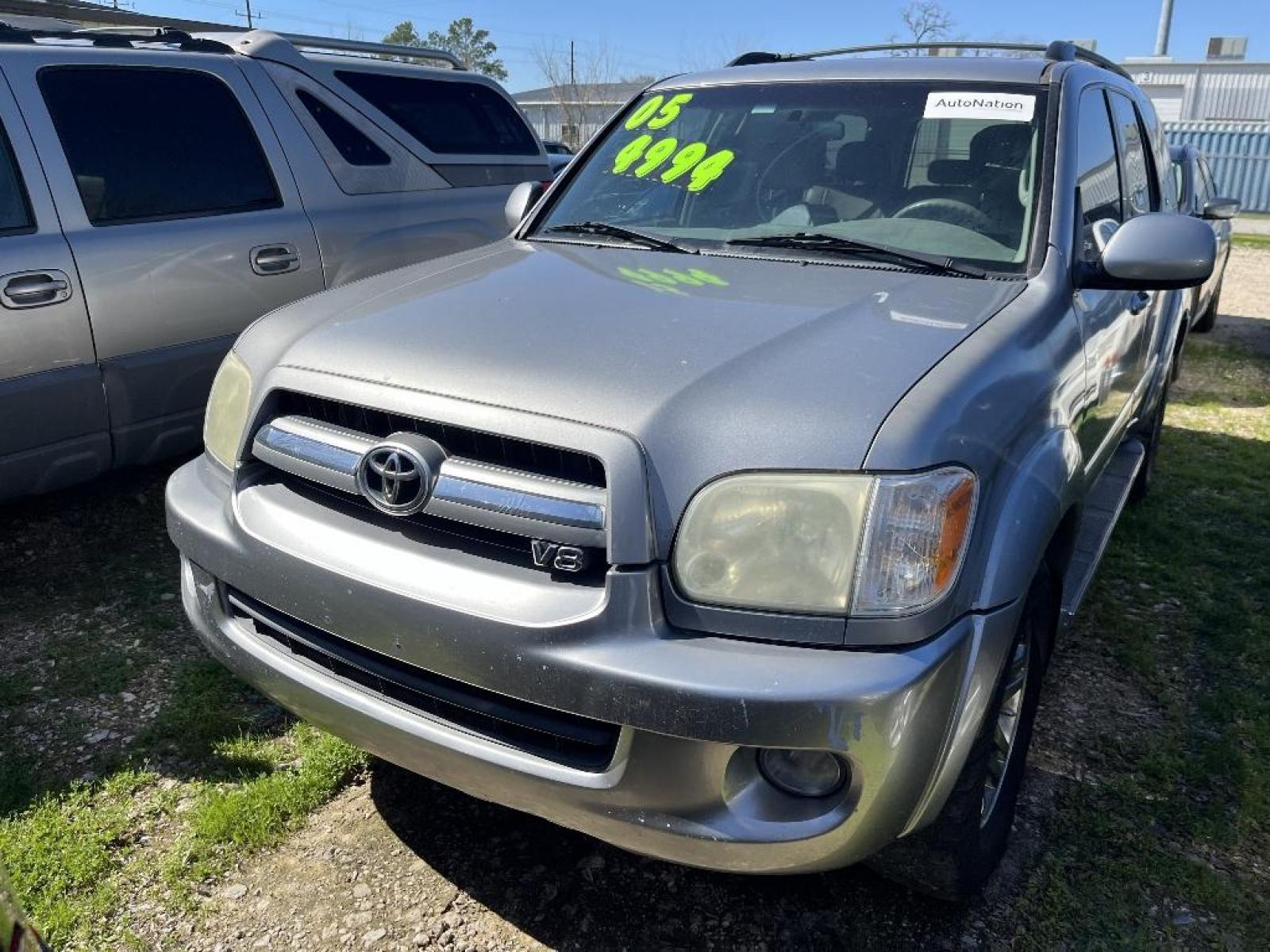 2005 GRAY TOYOTA SEQUOIA SR5 2WD (5TDZT34A05S) with an 4.7L V8 DOHC 32V engine, AUTOMATIC transmission, located at 2303 West Mt. Houston, Houston, Texas, 77038, (281) 507-3956, 29.771597, -95.339569 - Photo #2