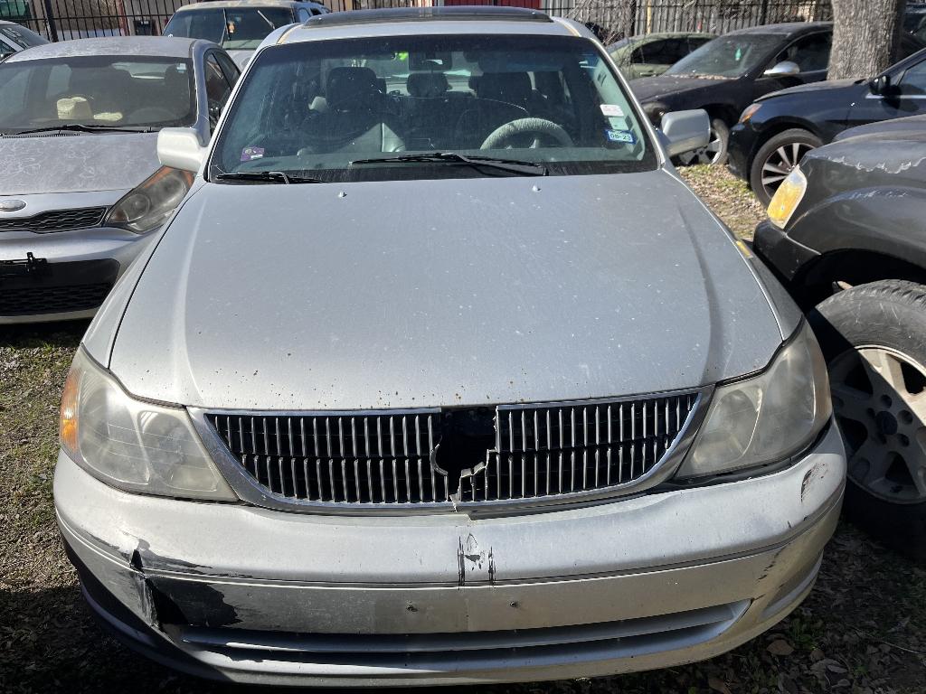 photo of 2000 TOYOTA AVALON SEDAN 4-DR