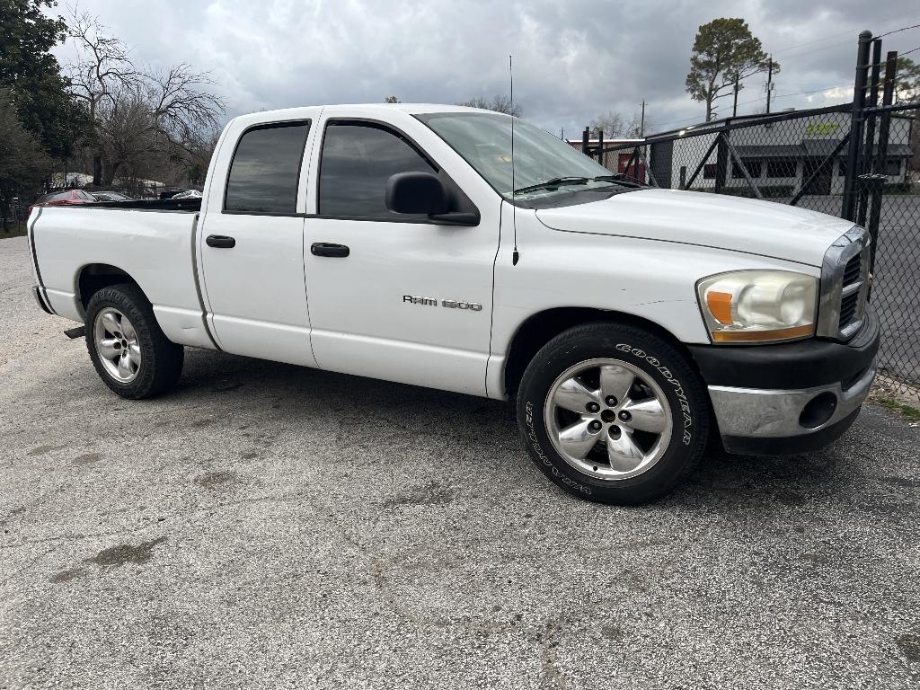 photo of 2006 DODGE RAM 1500 CREW CAB PICKUP 4-DR