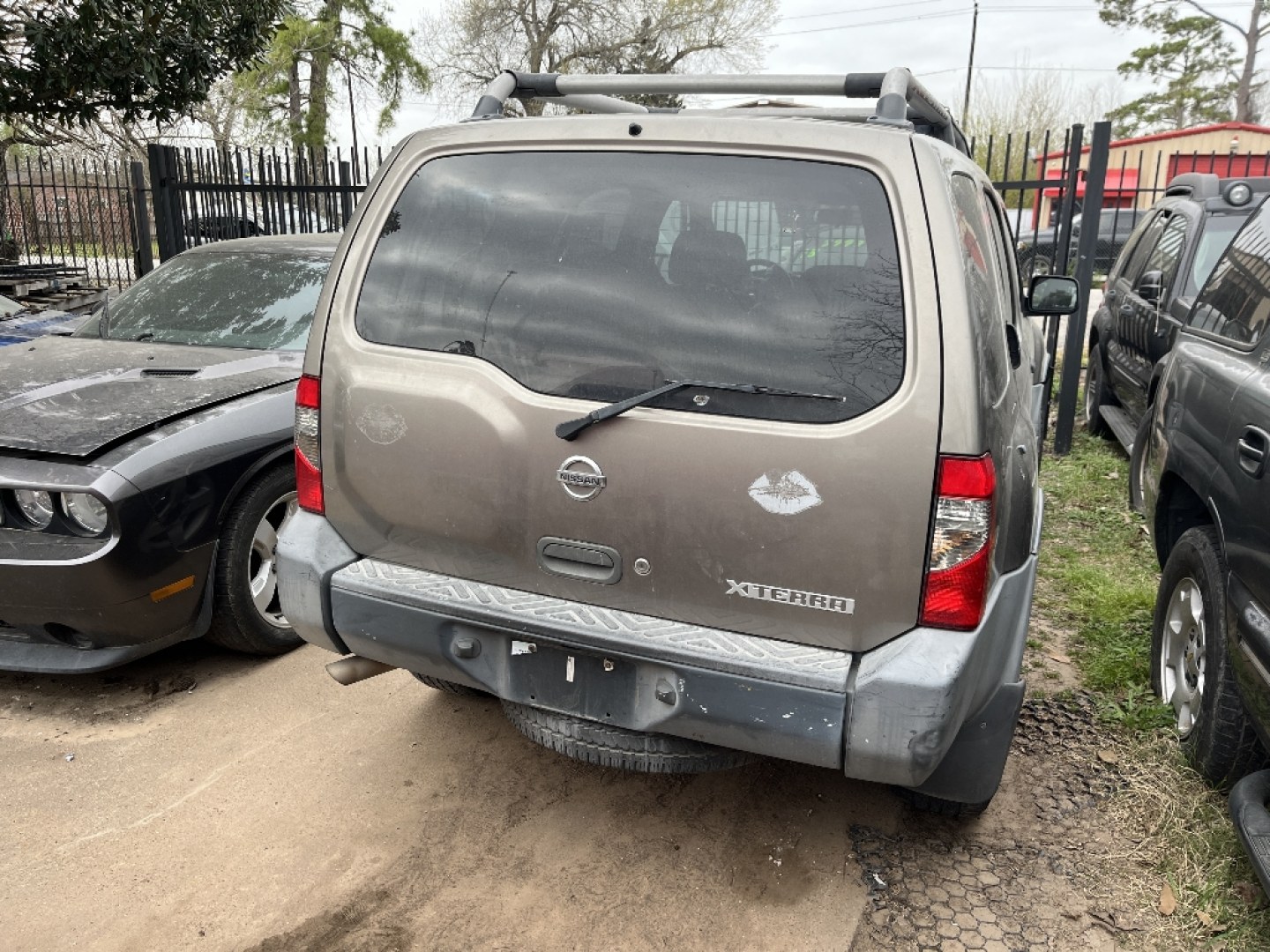 2004 BROWN NISSAN XTERRA XE 2WD (5N1ED28T94C) with an 3.3L V6 SOHC 12V engine, AUTOMATIC transmission, located at 2303 West Mt. Houston, Houston, 77038, (281) 507-3956, 29.771597, -95.339569- Photo#2