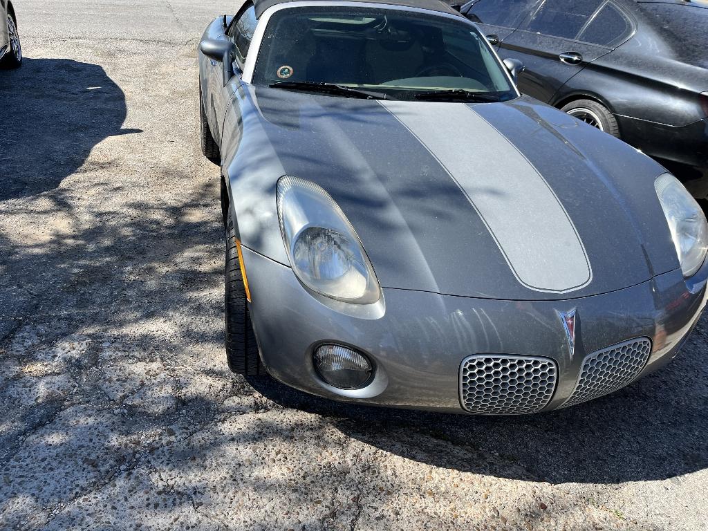 photo of 2007 PONTIAC SOLSTICE CONVERTIBLE 2-DR