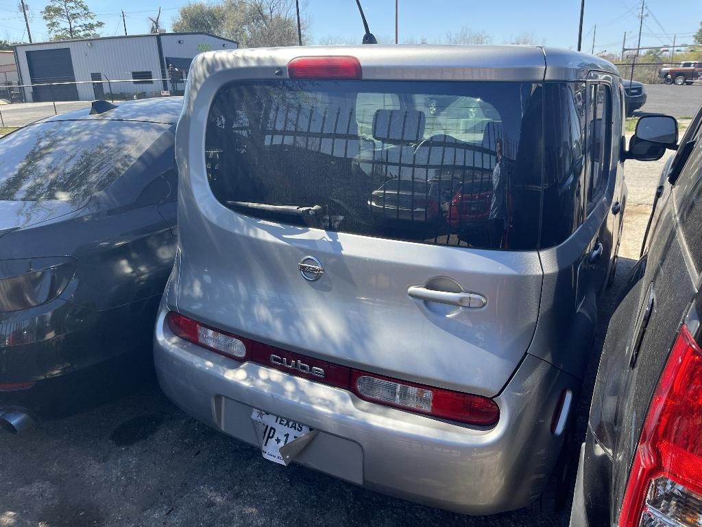 photo of 2009 NISSAN CUBE WAGON 4-DR