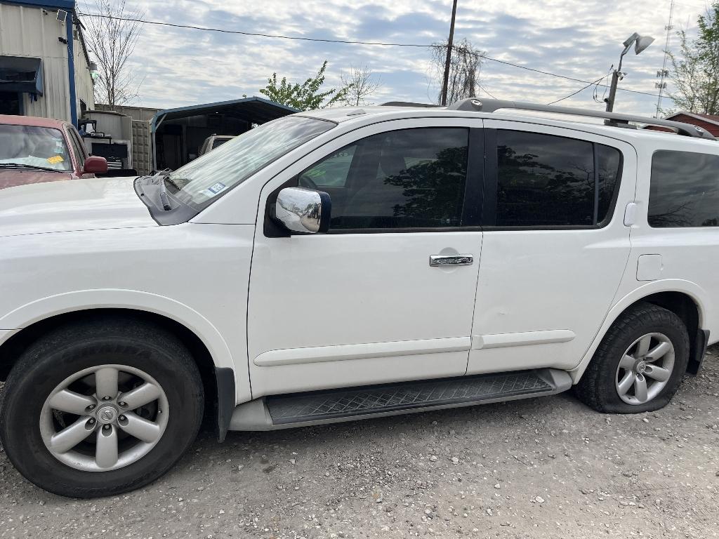 photo of 2010 NISSAN ARMADA SUV 4-DR