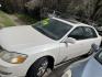 2001 WHITE TOYOTA AVALON XL (4T1BF28B51U) with an 3.0L V6 DOHC 24V engine, AUTOMATIC transmission, located at 2303 West Mt. Houston, Houston, 77038, (281) 507-3956, 29.771597, -95.339569- Photo#1