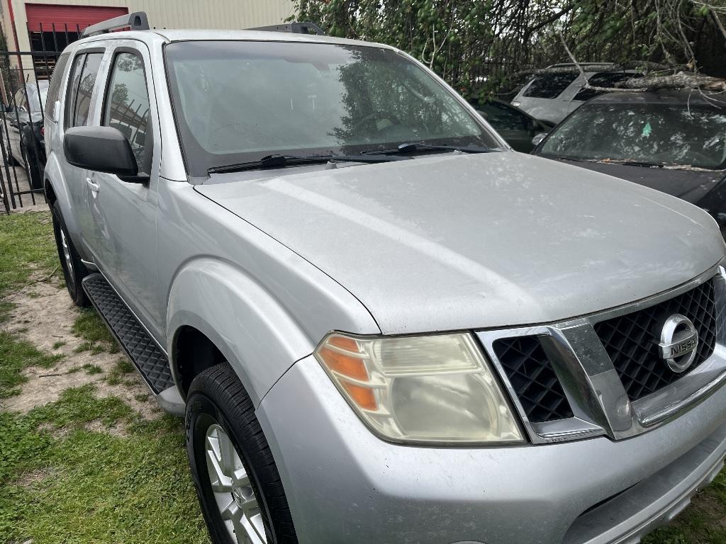 photo of 2008 NISSAN PATHFINDER SUV 4-DR