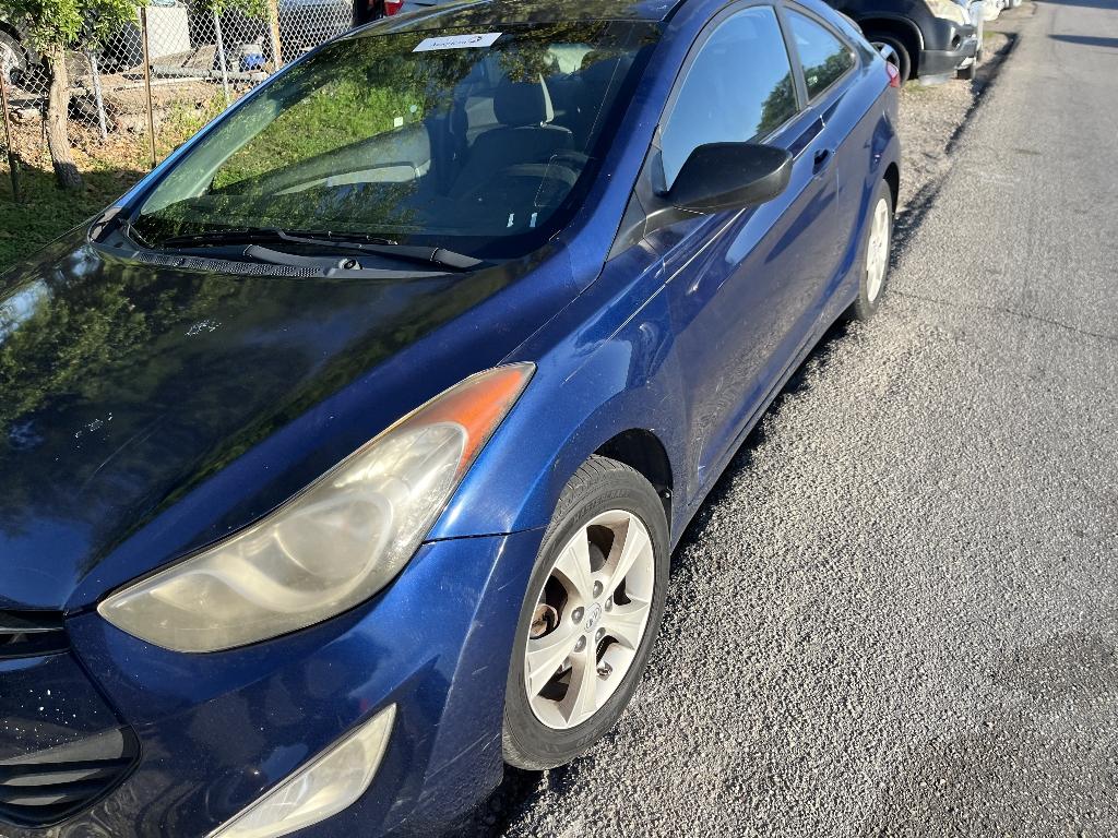 photo of 2013 HYUNDAI ELANTRA COUPE 2-DR