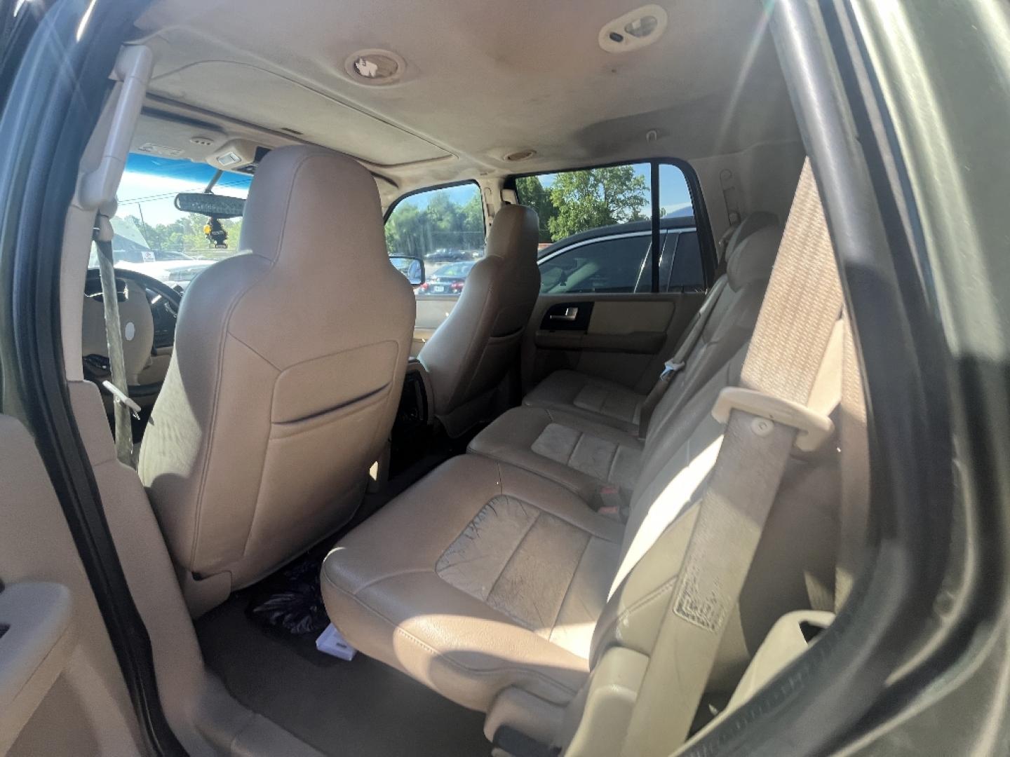 2003 GREEN FORD EXPEDITION Eddie Bauer 5.4L 2WD (1FMFU17L73L) with an 5.4L V8 SOHC 16V engine, AUTOMATIC transmission, located at 2303 West Mt. Houston, Houston, 77038, (281) 507-3956, 29.771597, -95.339569- Photo#2