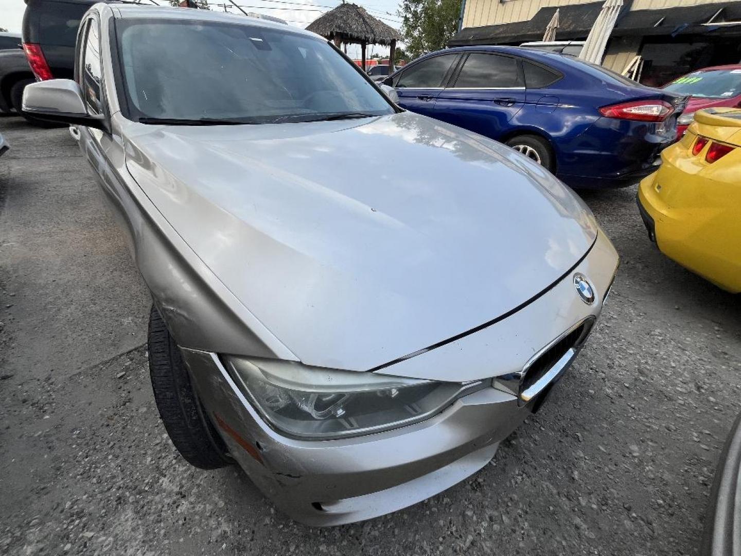 2014 BROWN BMW 3-SERIES 320i Sedan (WBA3B1C55EK) with an 2.0L L4 DOHC 16V engine, AUTOMATIC transmission, located at 2303 West Mt. Houston, Houston, 77038, (281) 507-3956, 29.771597, -95.339569 - Photo#3