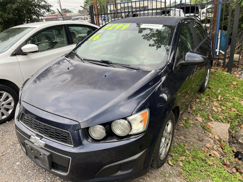 photo of 2016 CHEVROLET SONIC SEDAN 4-DR