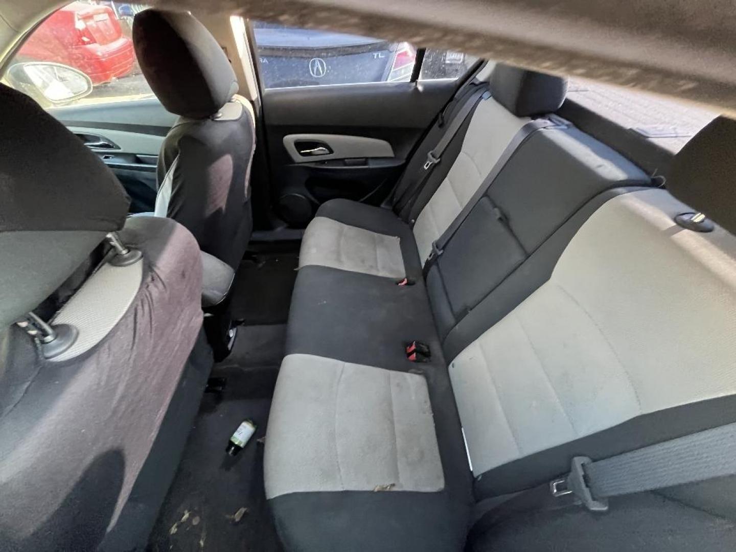 2012 WHITE CHEVROLET CRUZE 2LS (1G1PC5SH6C7) with an 1.8L L4 DOHC 16V FFV engine, AUTOMATIC transmission, located at 2303 West Mt. Houston, Houston, 77038, (281) 507-3956, 29.771597, -95.339569 - Photo#1