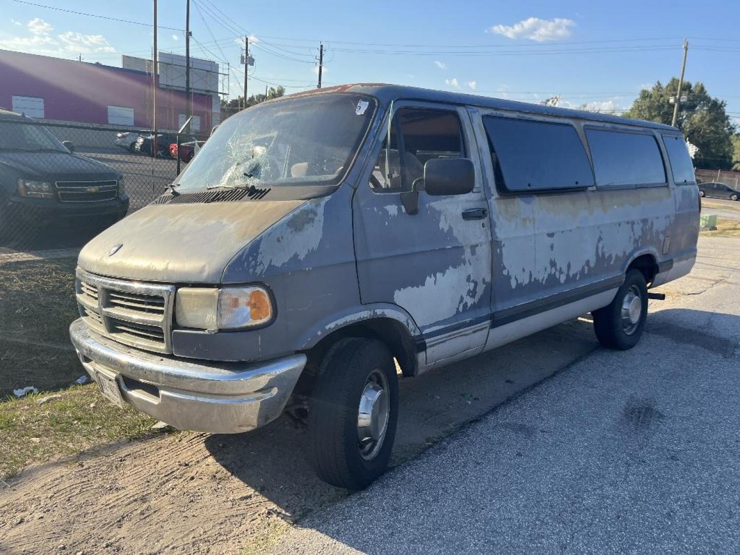 1996 GRAY DODGE RAM WAGON B3500 (2B5WB35Z4TK) with an 5.9L V8 OHV 16V engine, AUTOMATIC transmission, located at 2303 West Mt. Houston, Houston, 77038, (281) 507-3956, 29.771597, -95.339569 - Photo#6