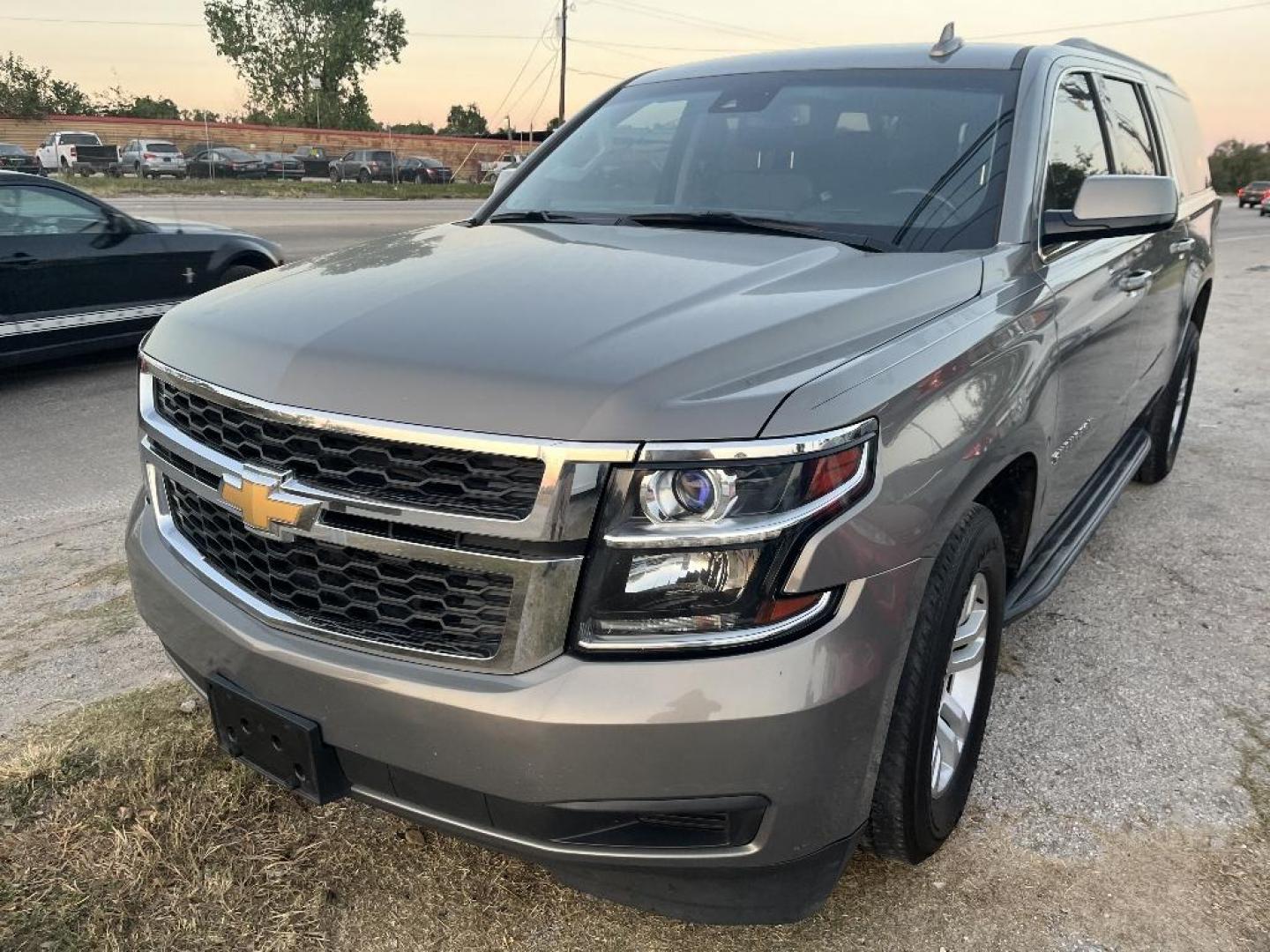2017 TAN CHEVROLET SUBURBAN LT 2WD (1GNSCHKC4HR) with an 5.3L V8 OHV 16V engine, AUTOMATIC transmission, located at 2303 West Mt. Houston, Houston, 77038, (281) 507-3956, 29.771597, -95.339569 - Photo#1