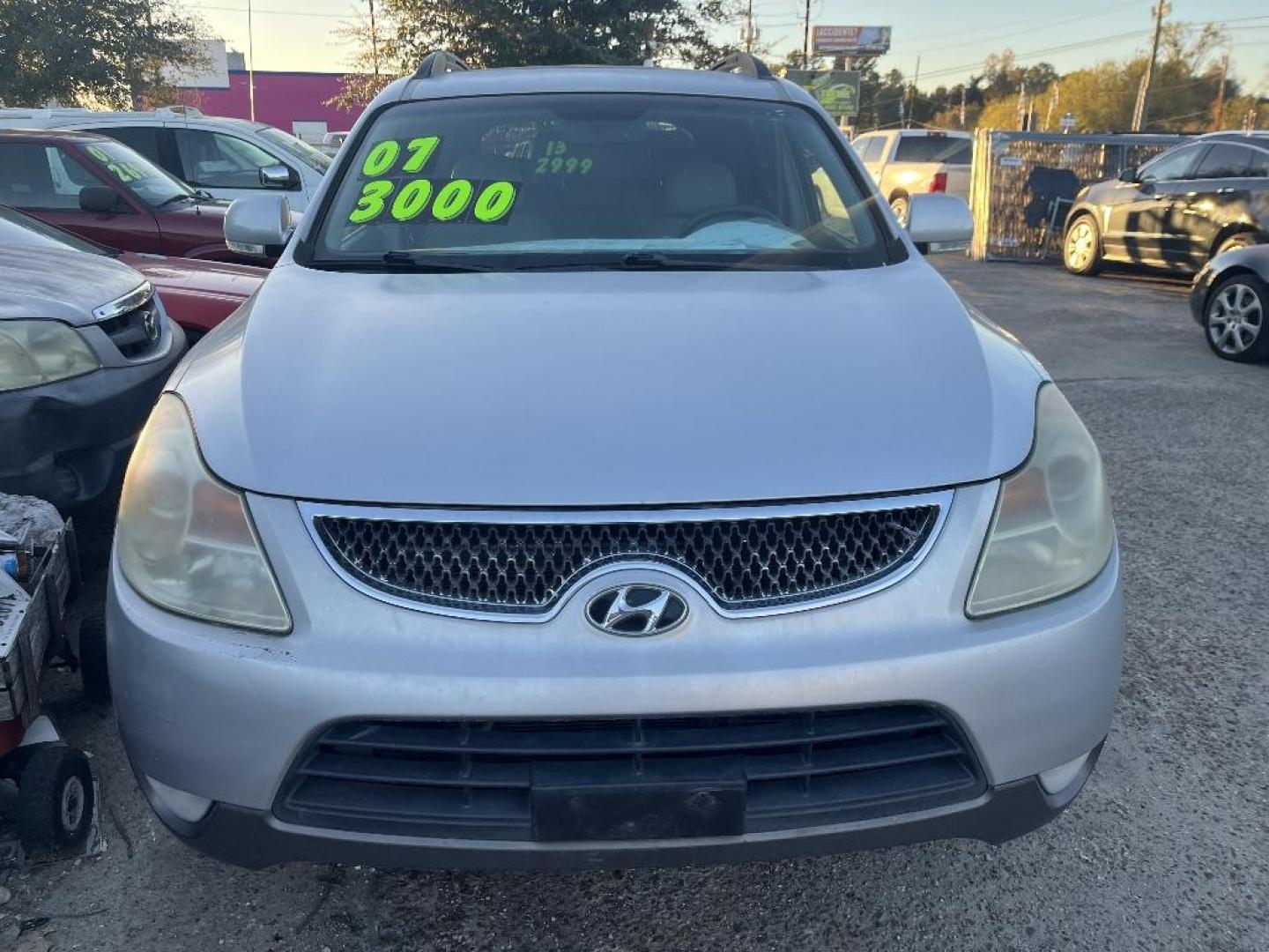 2007 GRAY HYUNDAI VERACRUZ GLS (KM8NU13C07U) with an 3.8L V6 DOHC 24V engine, AUTOMATIC transmission, located at 2303 West Mt. Houston, Houston, 77038, (281) 507-3956, 29.771597, -95.339569 - Photo#0