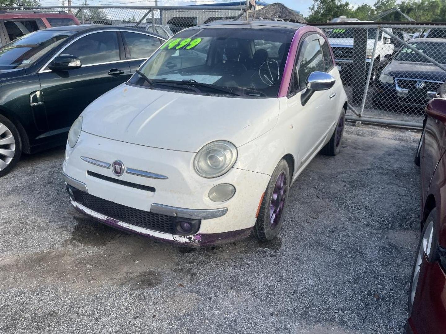 2012 WHITE FIAT 500 Lounge (3C3CFFCR8CT) with an 1.4L L4 engine, AUTOMATIC transmission, located at 2303 West Mt. Houston, Houston, 77038, (281) 507-3956, 29.771597, -95.339569 - Photo#1