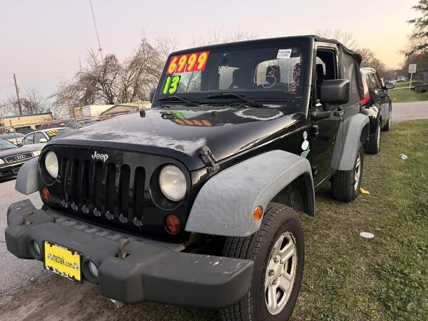 2011 GRAY JEEP WRANGLER Sport 4WD (1J4AA2D17BL) with an 3.8L V6 OHV 12V engine, MANUAL transmission, located at 2303 West Mt. Houston, Houston, 77038, (281) 507-3956, 29.771597, -95.339569 - Photo#3