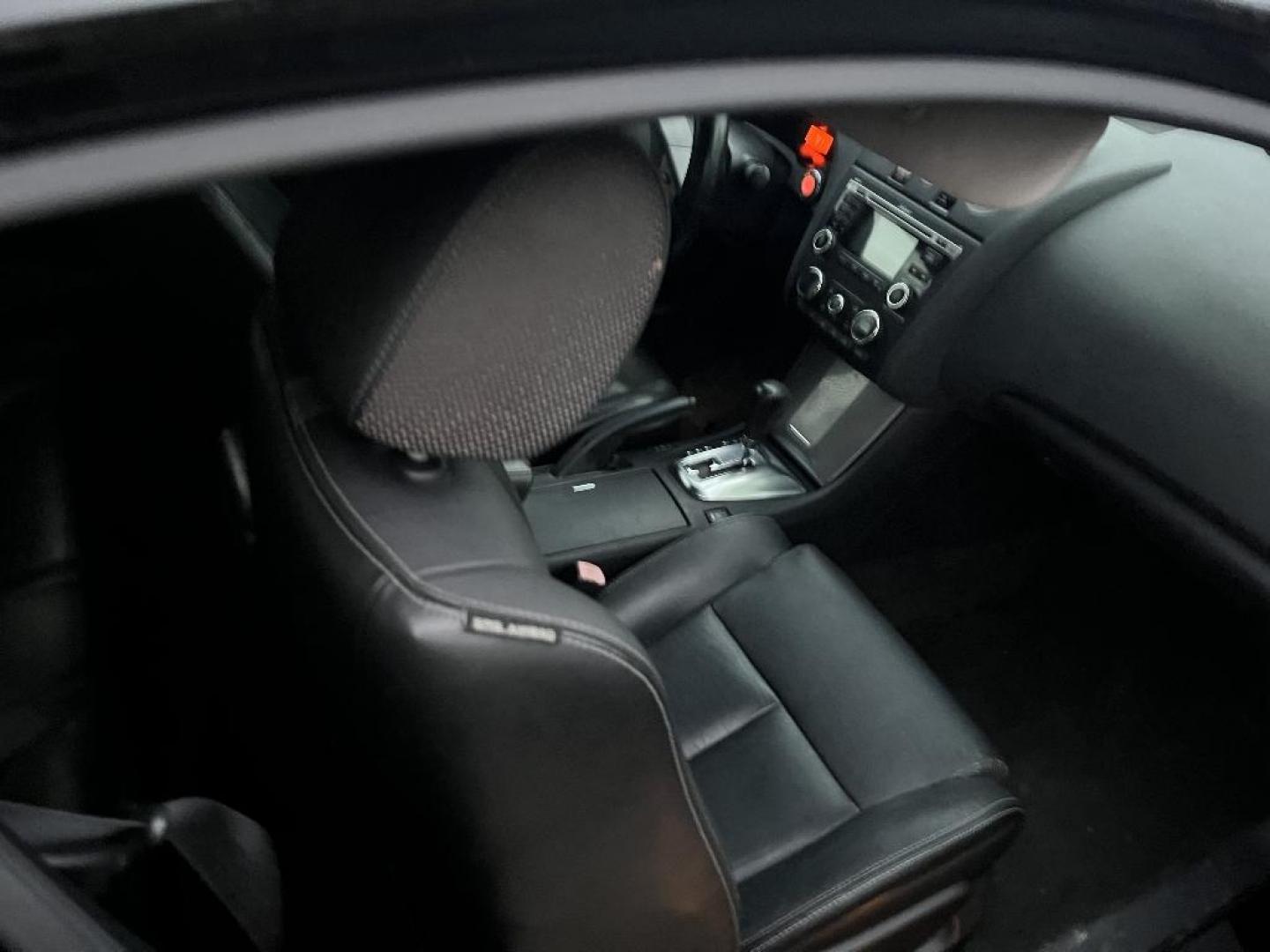 2010 BLACK NISSAN ALTIMA 2.5 S 6M/T Coupe (1N4AL2EP5AC) with an 2.5L L4 DOHC 16V engine, AUTOMATIC transmission, located at 2303 West Mt. Houston, Houston, 77038, (281) 507-3956, 29.771597, -95.339569 - Photo#3