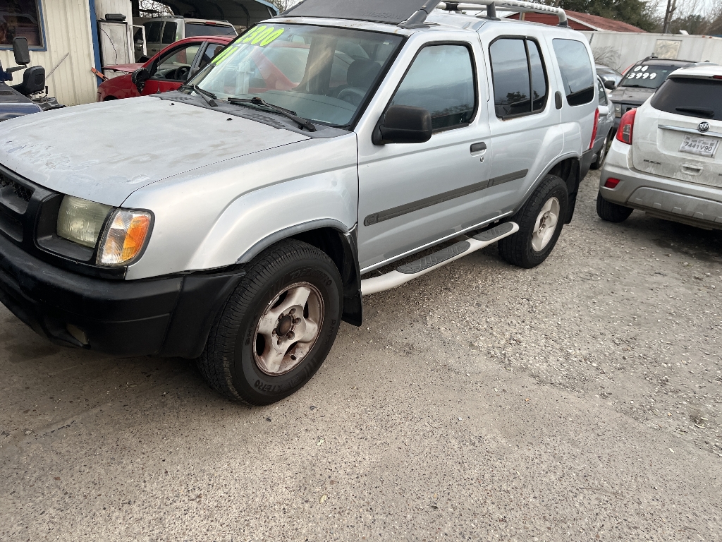 photo of 2001 NISSAN XTERRA XE 2WD