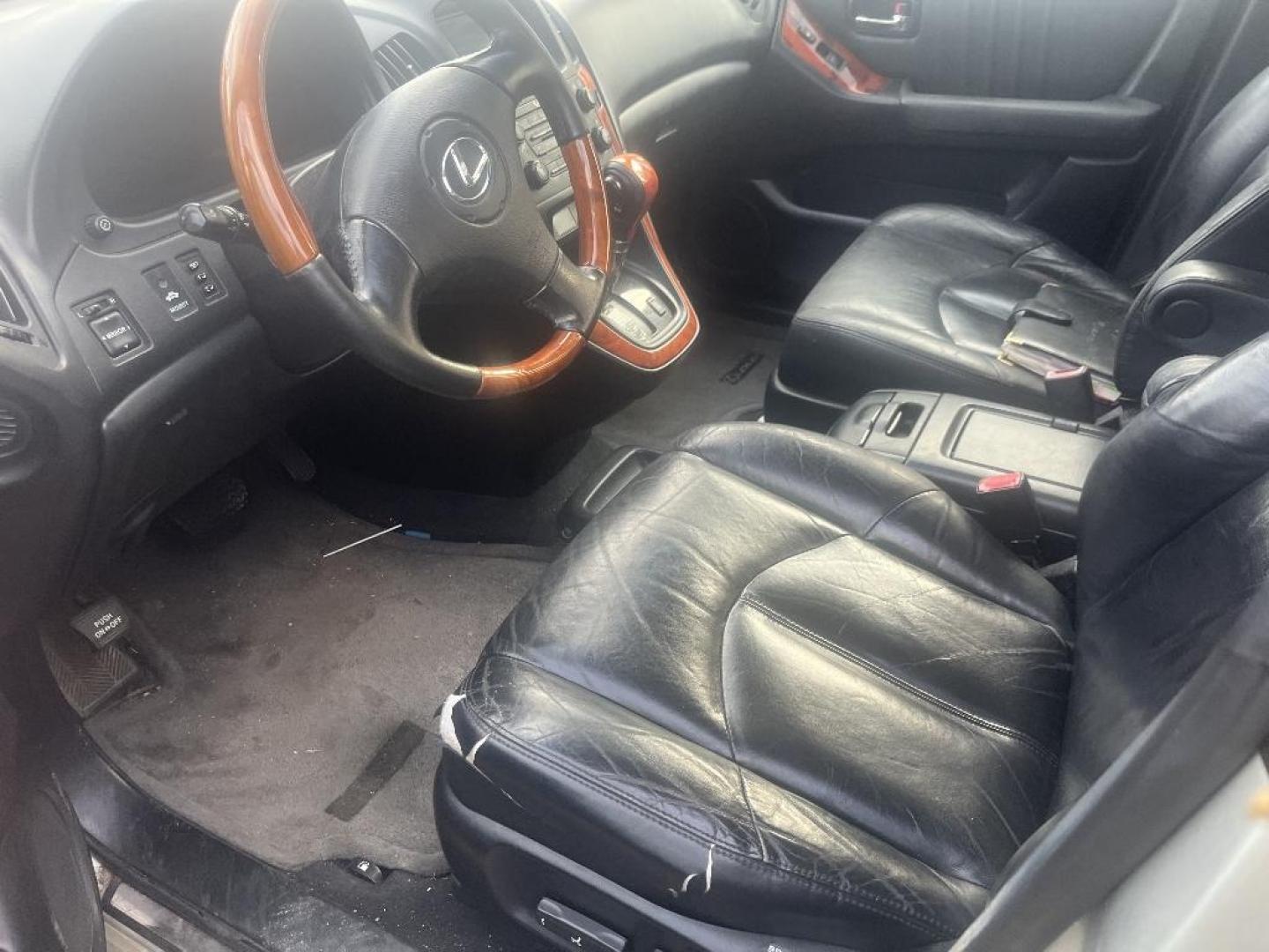 2003 GRAY LEXUS RX 300 2WD (JTJGF10U530) with an 3.0L V6 DOHC 24V engine, 4-SPEED AUTOMATIC transmission, located at 2303 West Mt. Houston, Houston, 77038, (281) 507-3956, 29.771597, -95.339569 - Photo#2