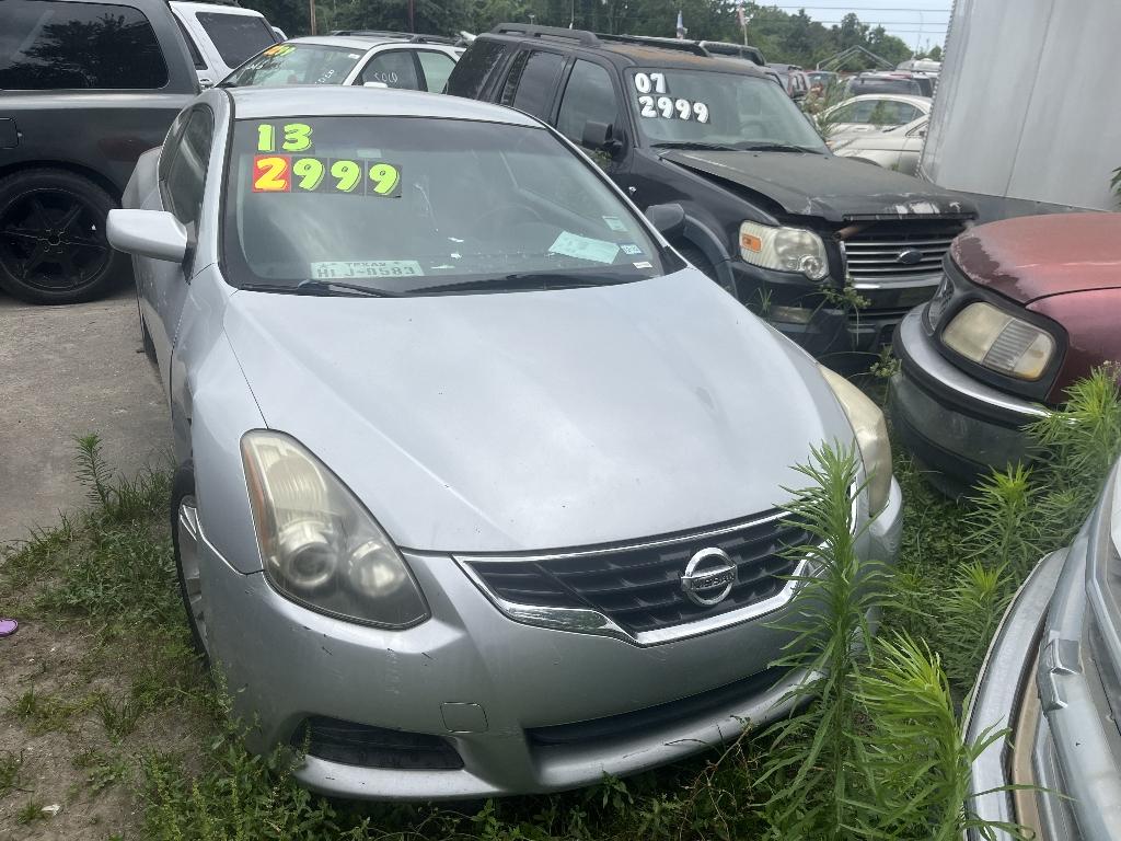photo of 2013 NISSAN ALTIMA 2.5 S CVT Coupe