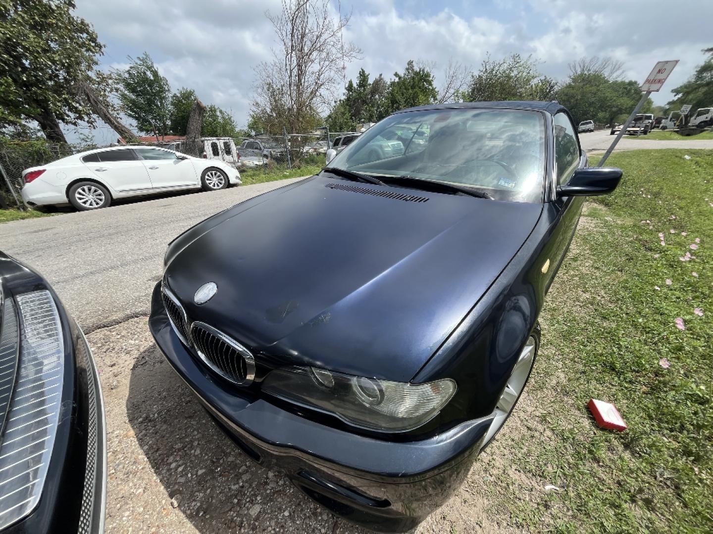 2004 BLUE BMW 3-SERIES 325Ci convertible (WBABW33454P) with an 2.5L L6 DOHC 24V engine, AUTOMATIC transmission, located at 2303 West Mt. Houston, Houston, 77038, (281) 507-3956, 29.771597, -95.339569- Photo#1