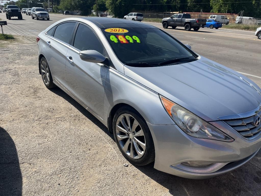 photo of 2013 HYUNDAI SONATA SE Auto