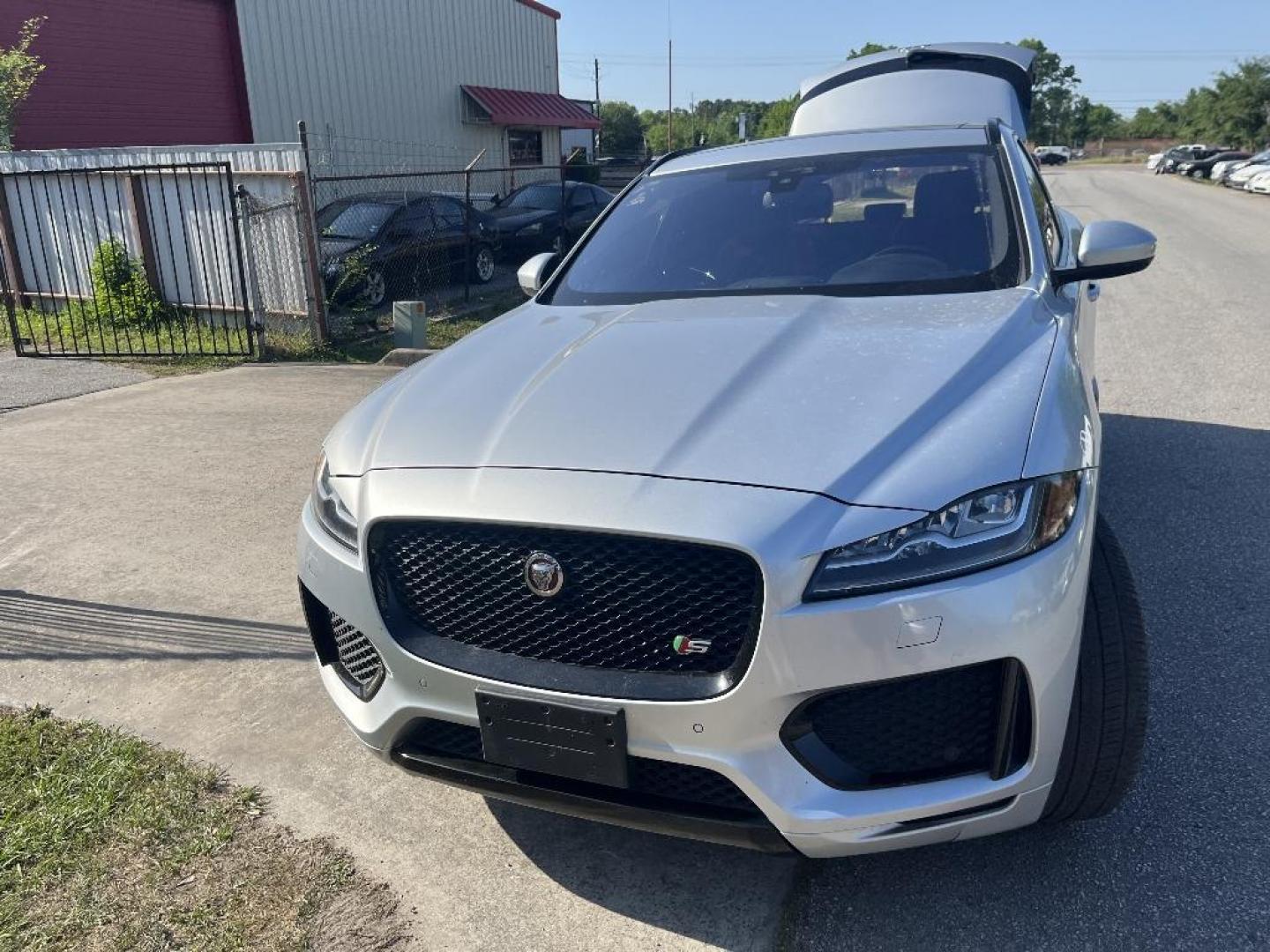 2018 GRAY JAGUAR F-PACE S (SADCM2FV3JA) with an 3.0L V6 DOHC 24V SUPERCHARGED engine, AUTOMATIC transmission, located at 2303 West Mt. Houston, Houston, 77038, (281) 507-3956, 29.771597, -95.339569 - Photo#0