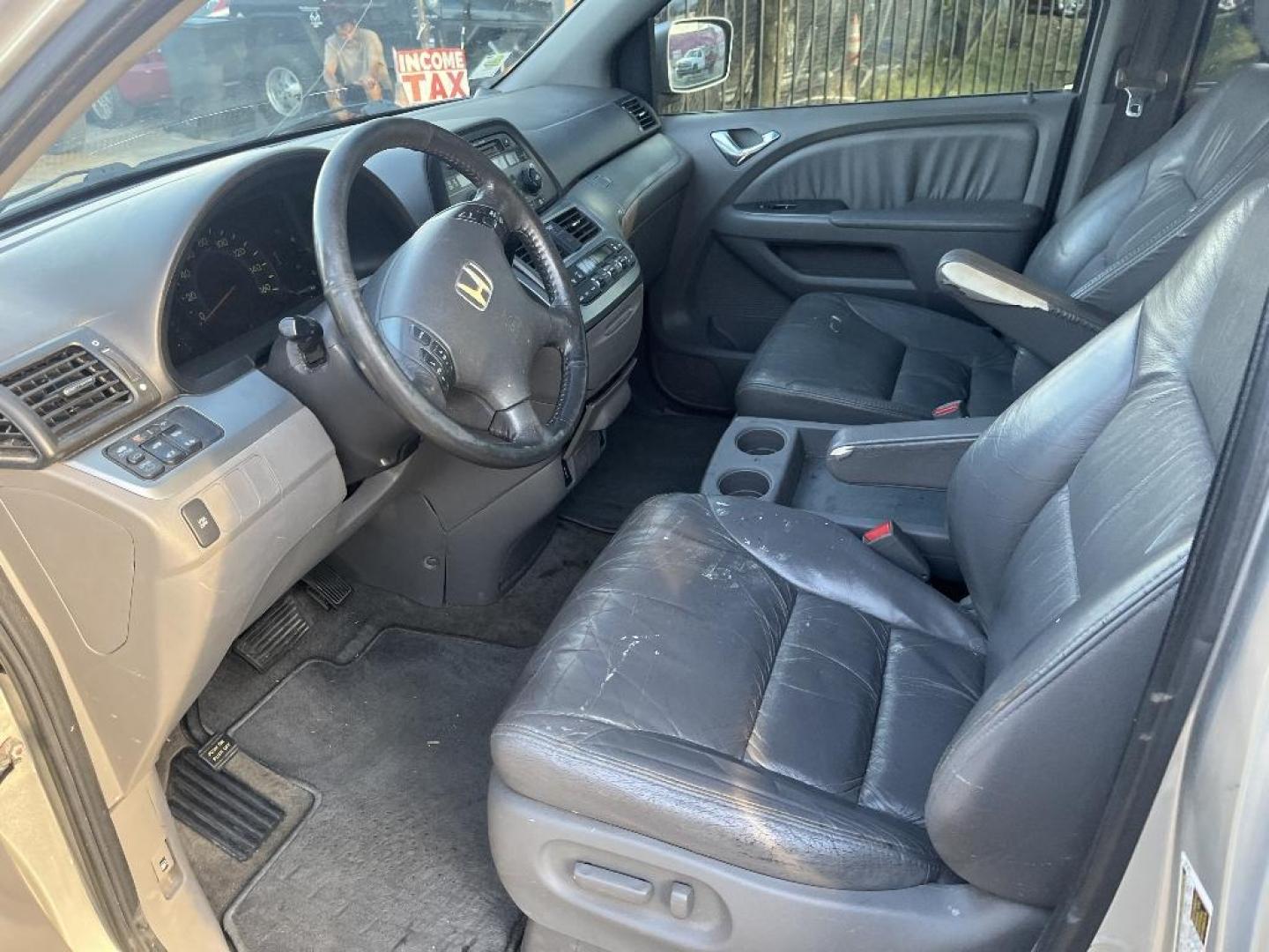 2008 GRAY HONDA ODYSSEY EX-L (5FNRL38638B) with an 3.5L V6 SOHC 24V engine, AUTOMATIC transmission, located at 2303 West Mt. Houston, Houston, 77038, (281) 507-3956, 29.771597, -95.339569 - Photo#2