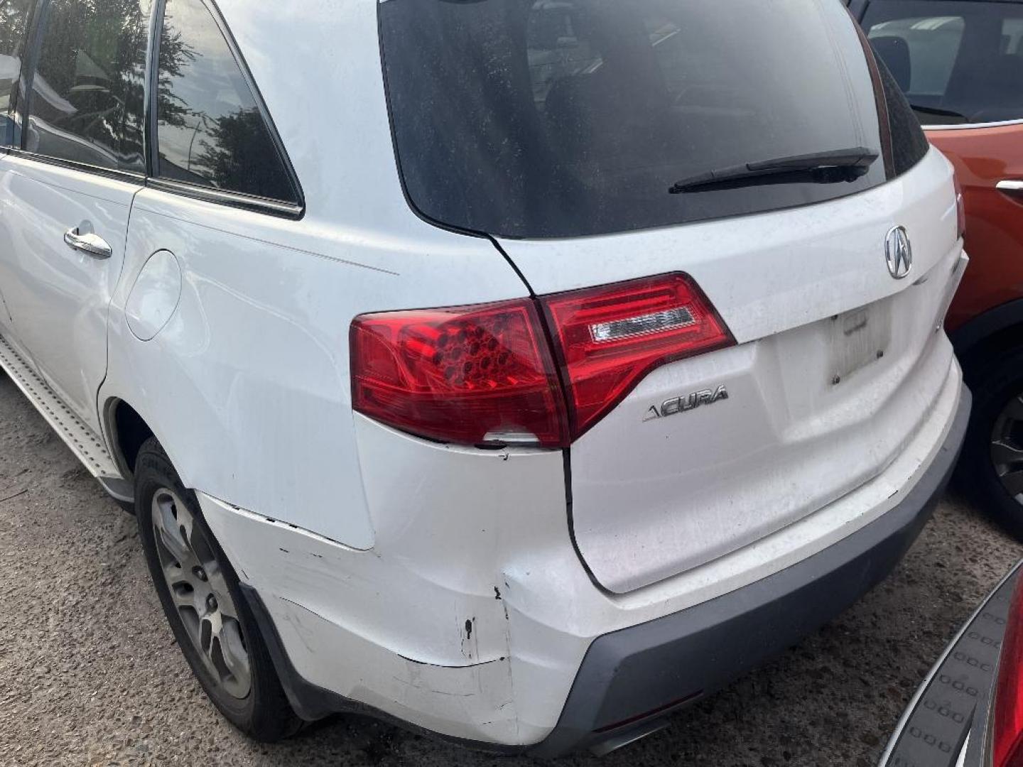 2008 WHITE ACURA MDX Tech Package (2HNYD28348H) with an 3.7L V6 SOHC 24V engine, AUTOMATIC transmission, located at 2303 West Mt. Houston, Houston, 77038, (281) 507-3956, 29.771597, -95.339569 - Photo#5
