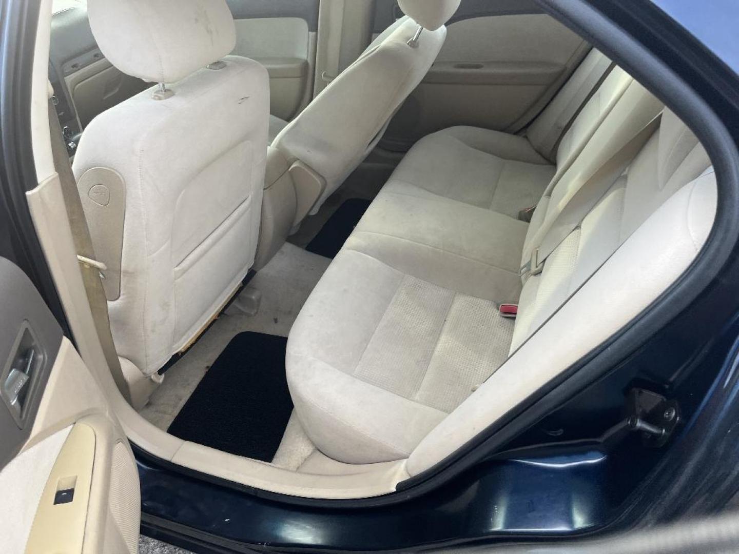 2008 BROWN FORD FUSION V6 SEL (3FAHP08158R) with an 3.0L V6 DOHC 24V engine, AUTOMATIC transmission, located at 2303 West Mt. Houston, Houston, 77038, (281) 507-3956, 29.771597, -95.339569 - Photo#5