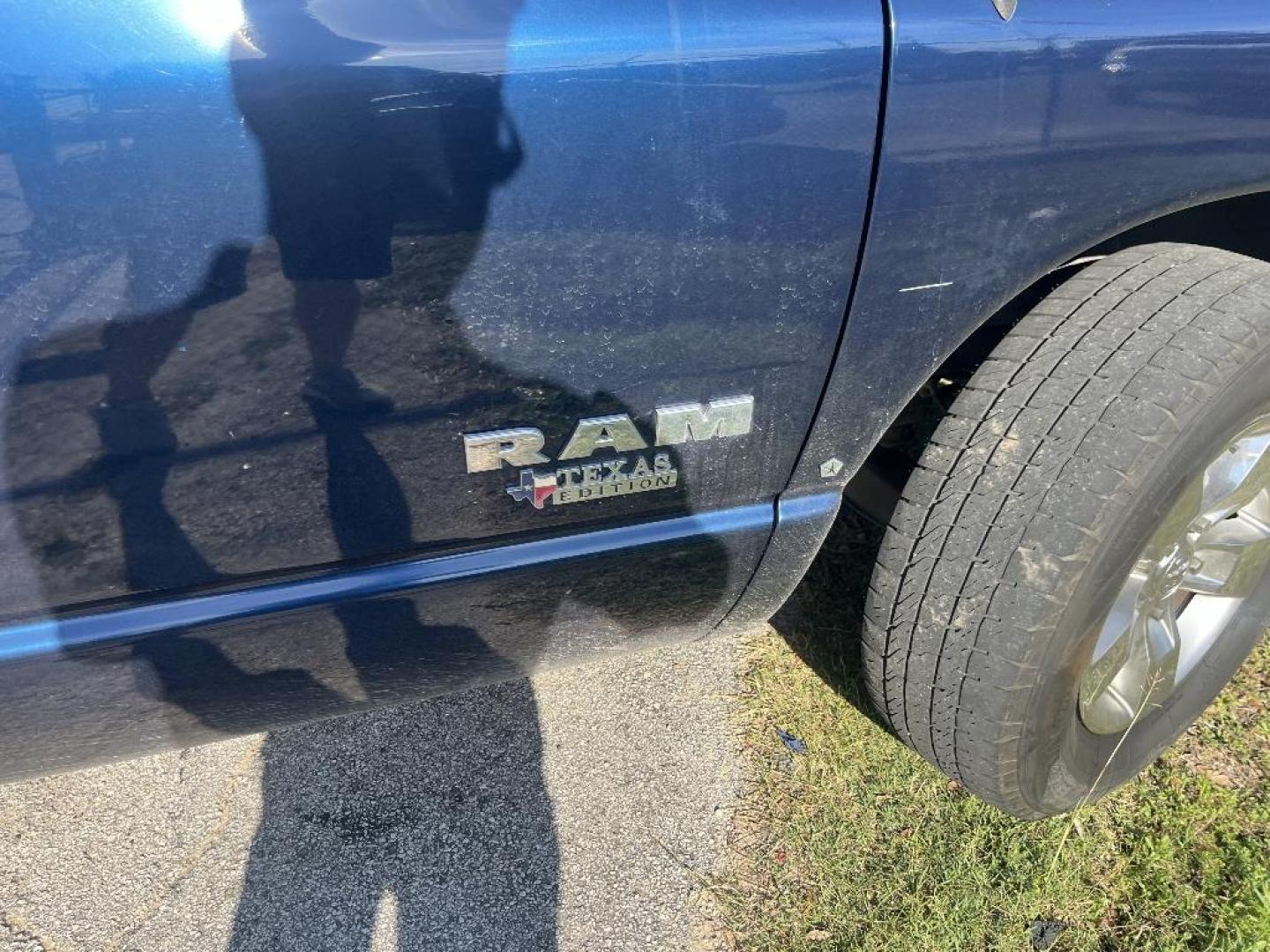 2008 BLUE DODGE RAM 1500 ST 2WD (1D7HA16K68J) with an 3.7L V6 SOHC 12V engine, AUTOMATIC transmission, located at 2303 West Mt. Houston, Houston, 77038, (281) 507-3956, 29.771597, -95.339569 - Photo#2