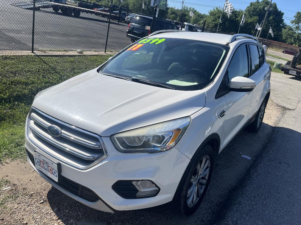 photo of 2017 FORD ESCAPE Titanium FWD