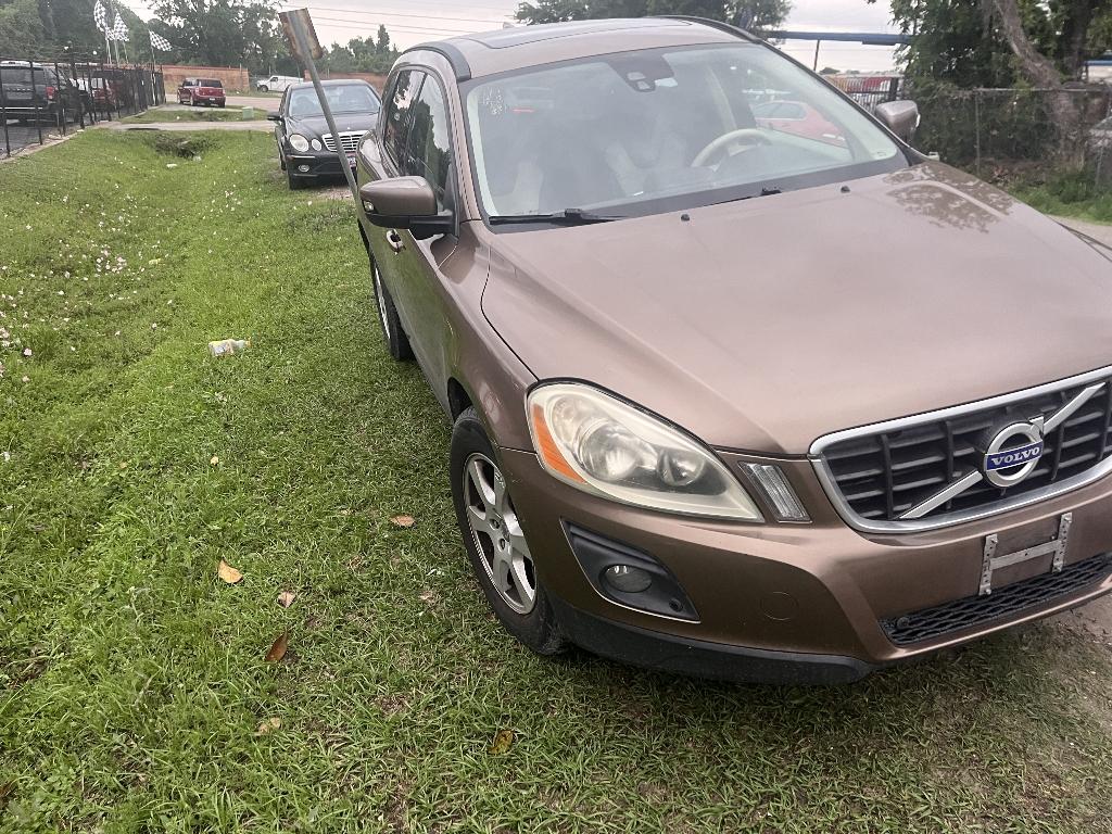 photo of 2010 VOLVO XC60 T6 FWD