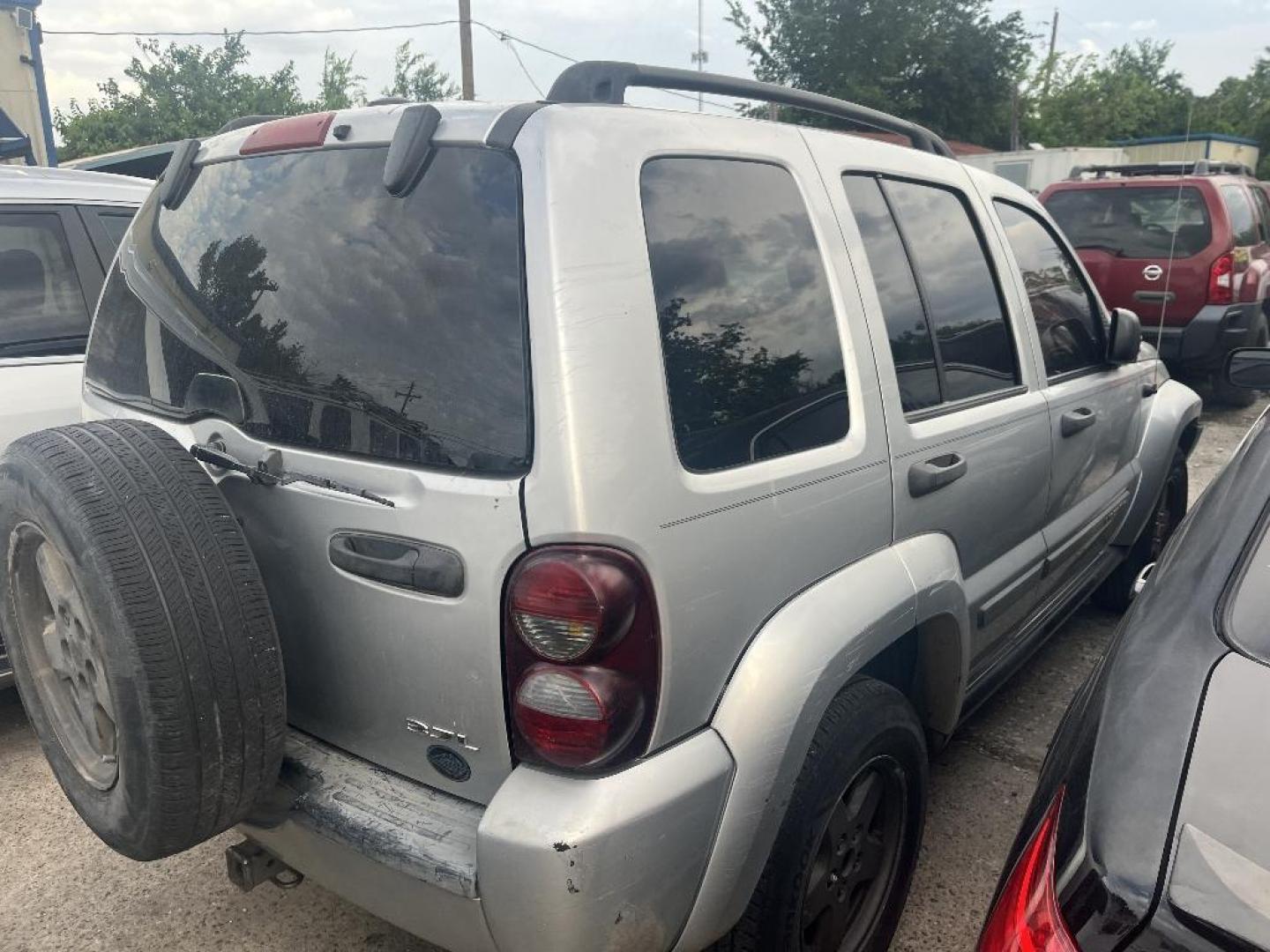 2005 GRAY JEEP LIBERTY Renegade 2WD (1J4GK38K85W) with an 3.7L V6 SOHC 12V engine, AUTOMATIC transmission, located at 2303 West Mt. Houston, Houston, 77038, (281) 507-3956, 29.771597, -95.339569 - Photo#1